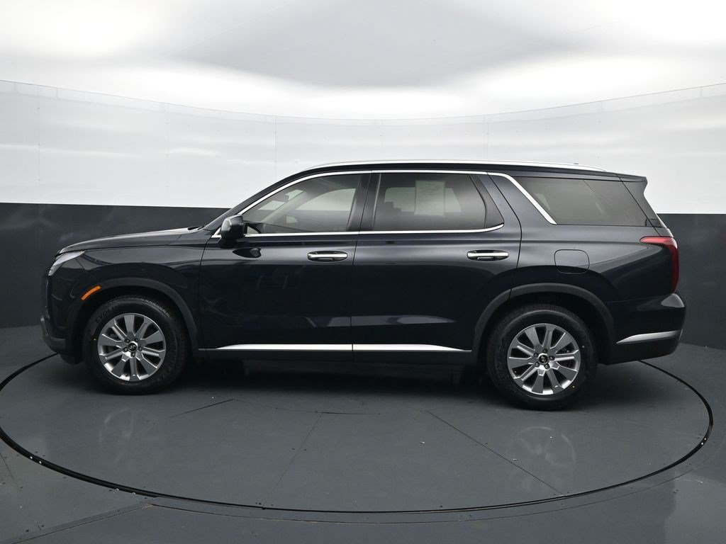 Used 2024 Moonlight Cloud Hyundai SEL 7P image 4