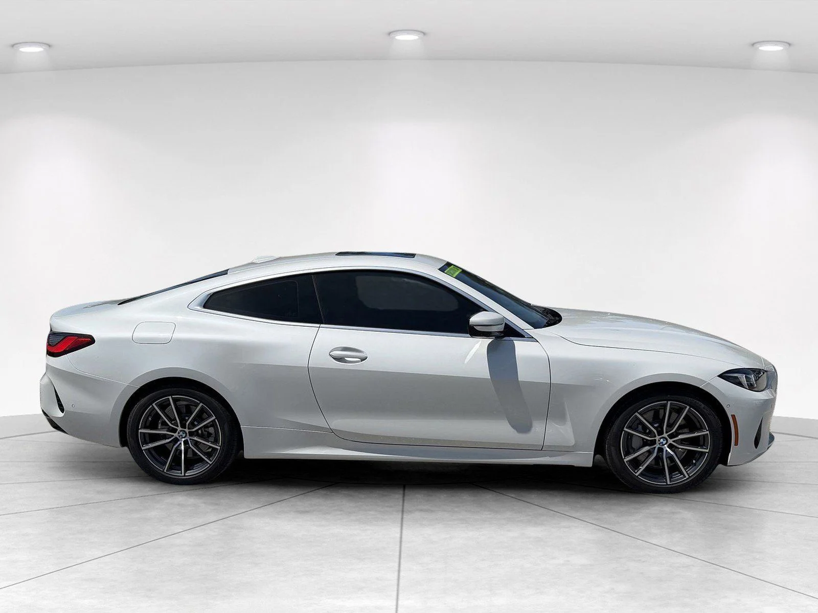 New 2026 Mineral White Metallic BMW 430i image 3