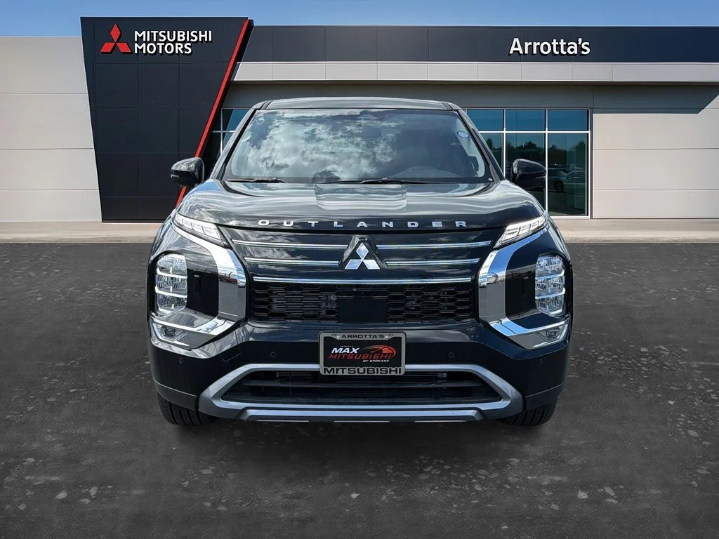 New 2026 Black Mitsubishi LE image 2