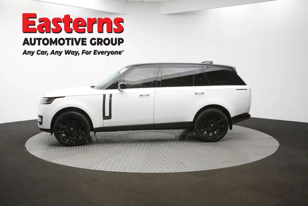 Used 2024 White Land Rover Autobiography image 62