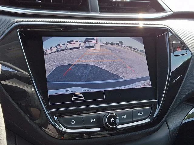 Used 2023 White Chevrolet LT image 24