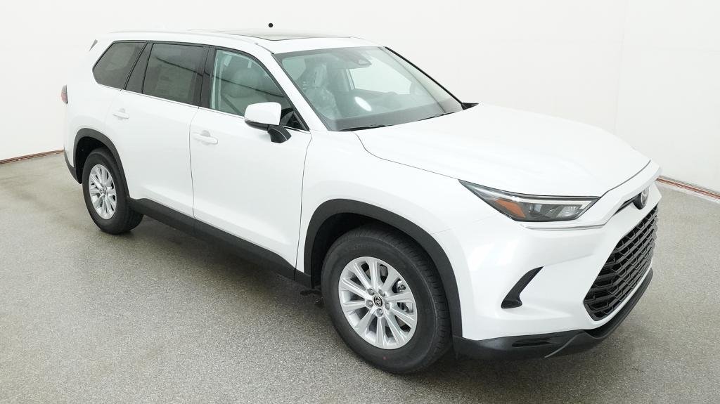 New 2026 Wind Chill Pearl Toyota Hybrid XLE image 10