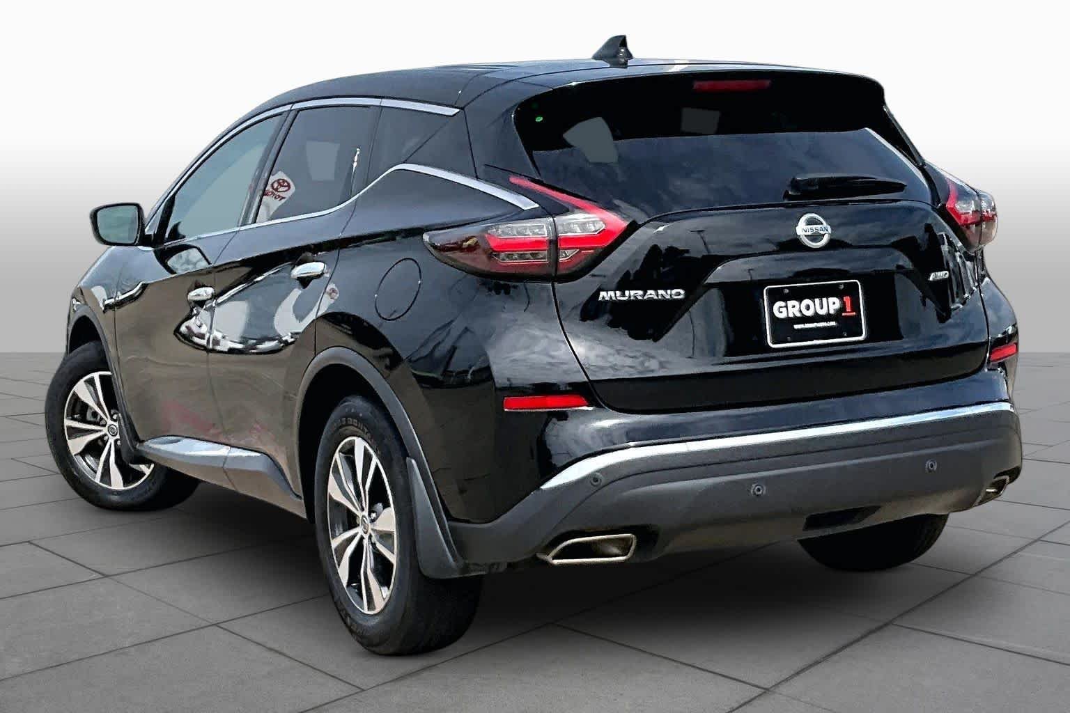 Used 2020 Super Black Metallic Nissan S image 12
