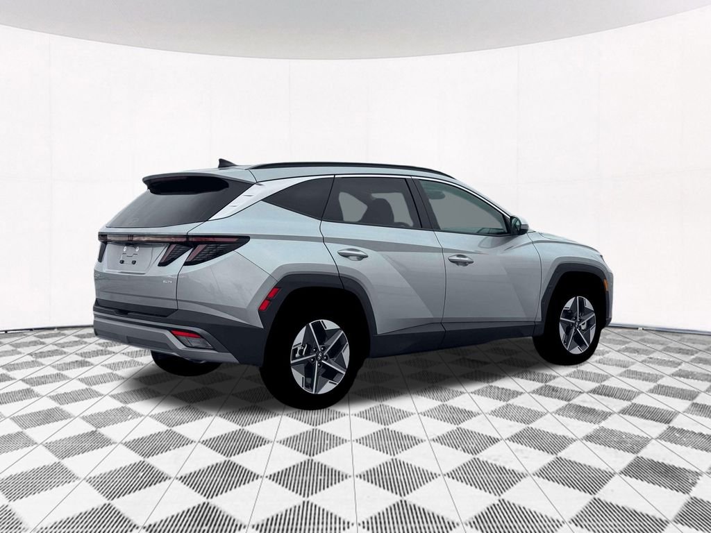 New 2026 Silver Hyundai SEL Premium image 13