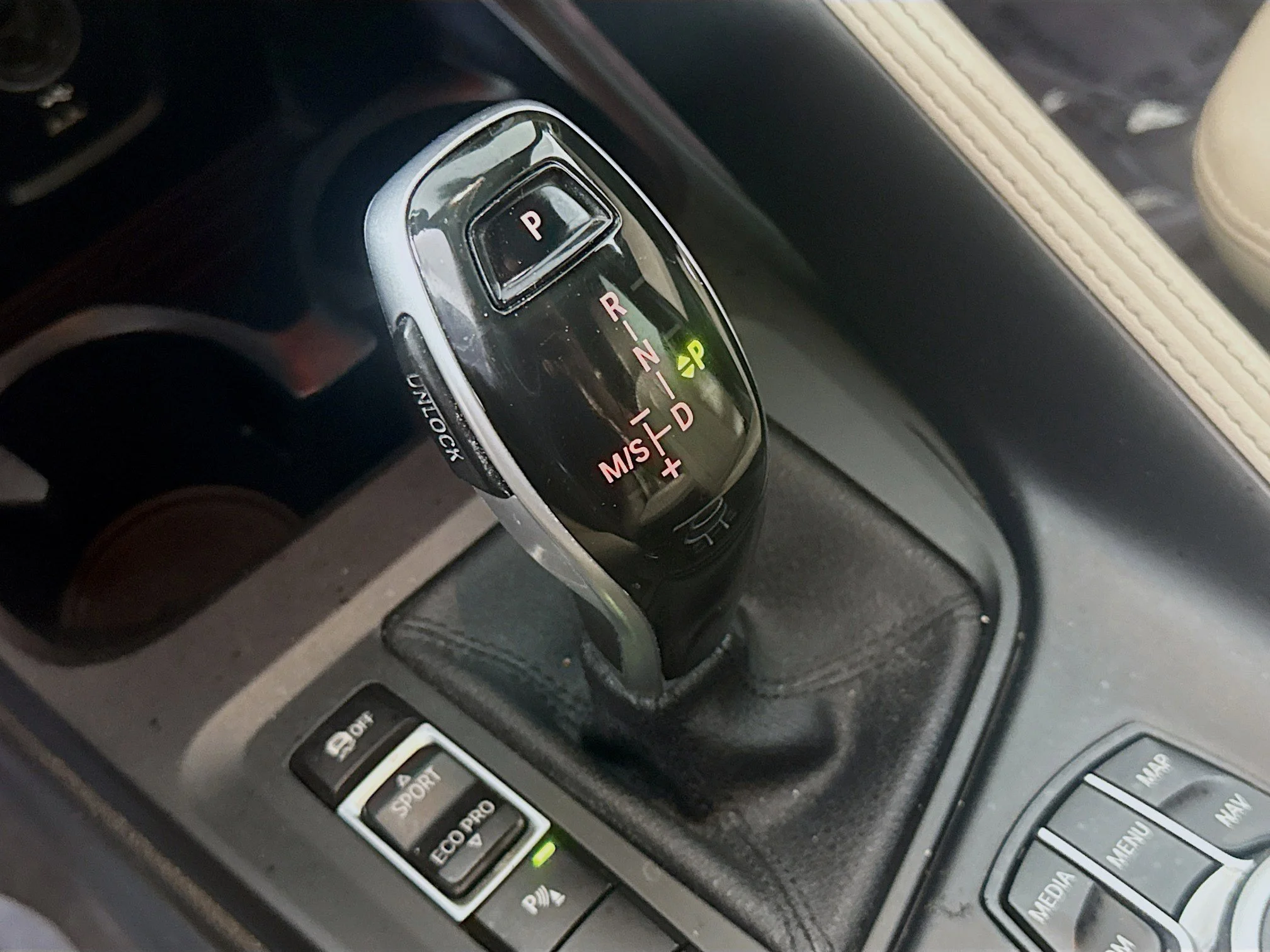 Used 2020 Mediterranean Blue Metallic BMW xDrive28i image 16