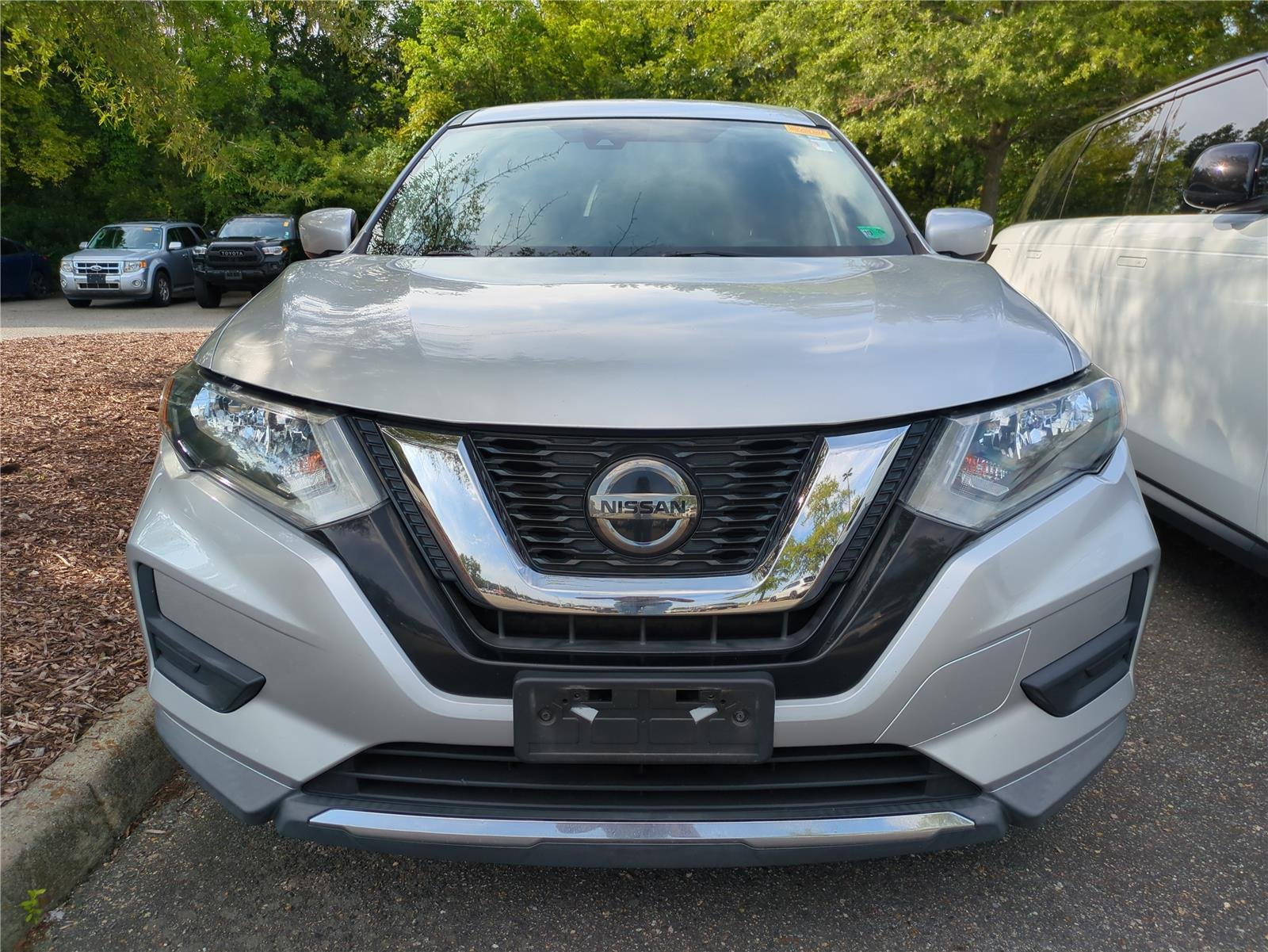 Used 2020 Brilliant Silver Metallic Nissan S image 3