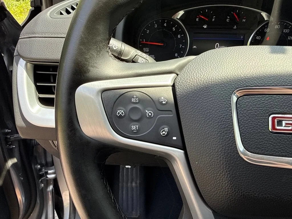 Used 2023 Sterling Metallic GMC SLT image 27