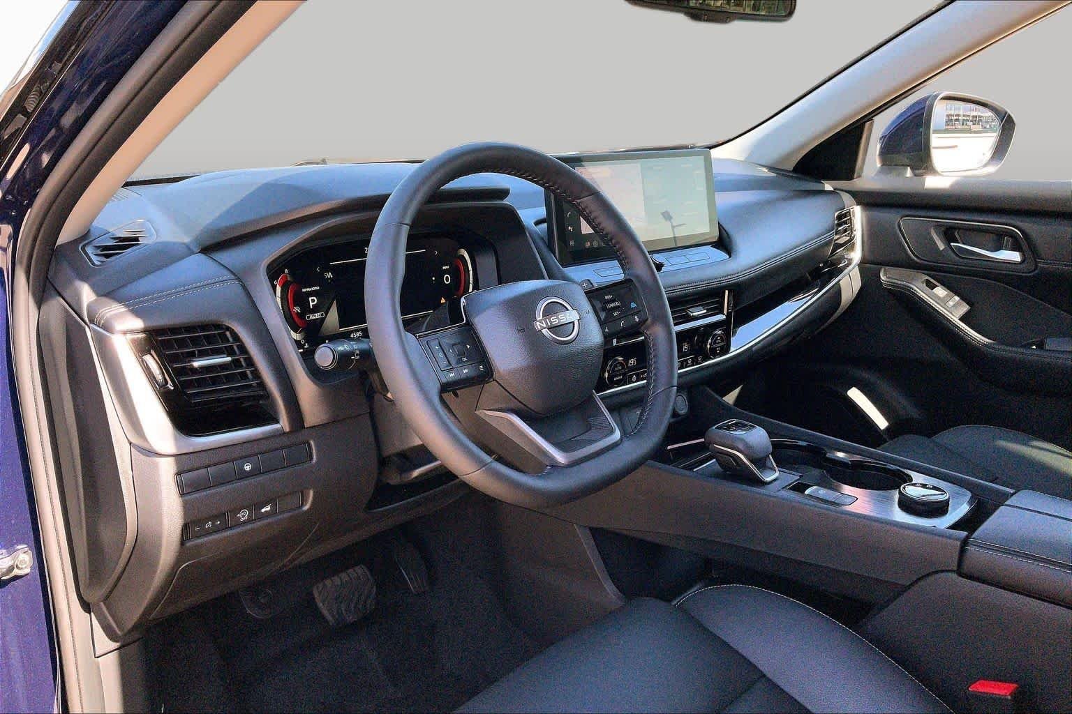 Certified Used 2025 Deep Ocean Blue Pearl Nissan SL image 15