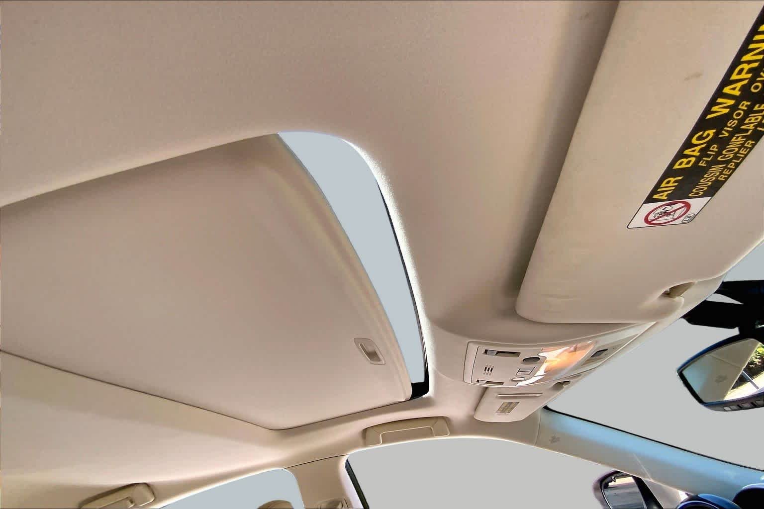 Used 2014 Satin Cashmere Metallic Lexus  image 14