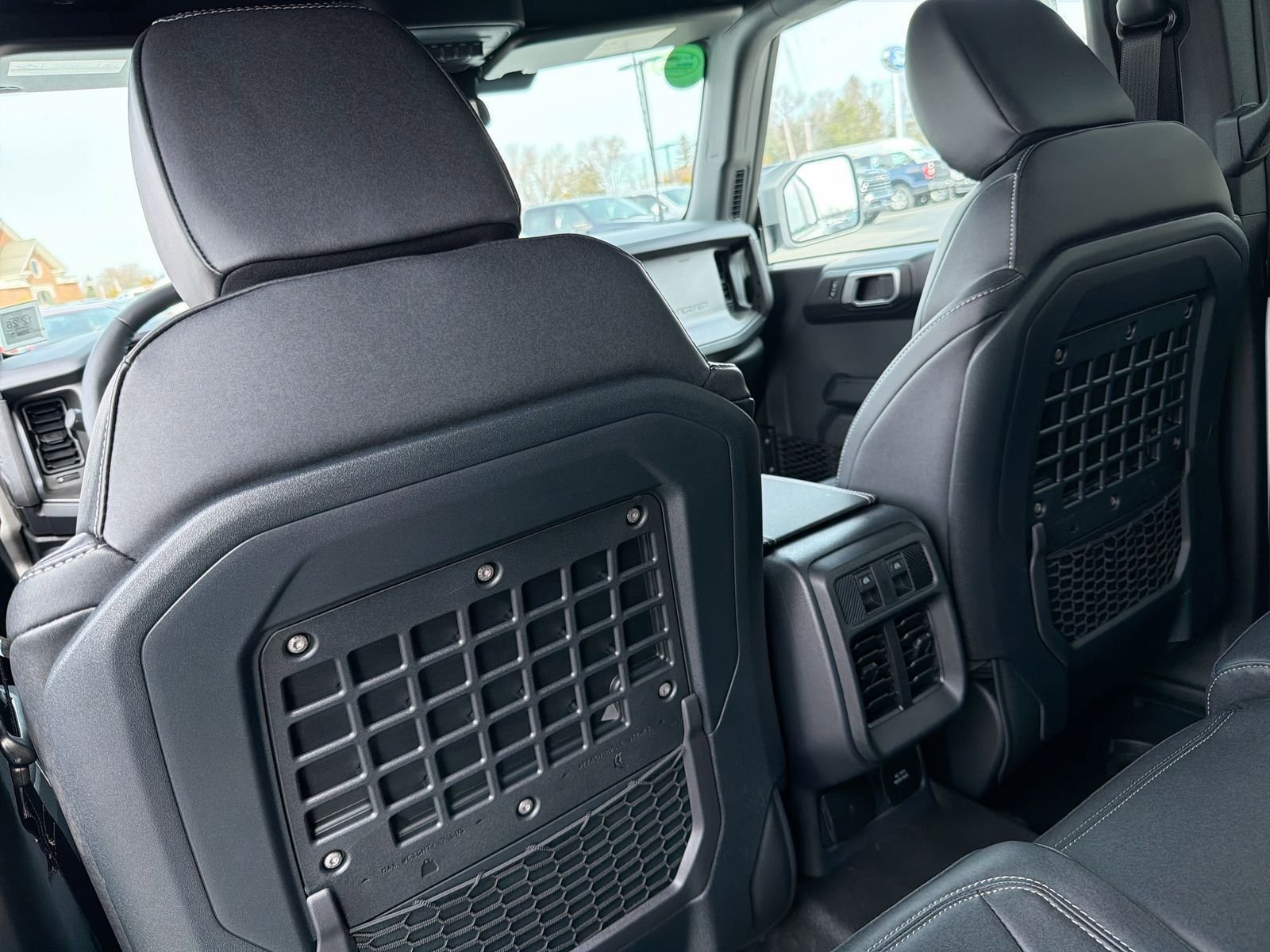 New 2025 Oxford White Ford Badlands® image 19