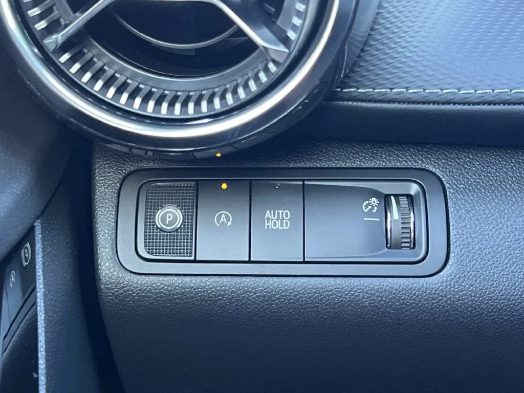 2027 Chevrolet Equinox LT - Photo 24