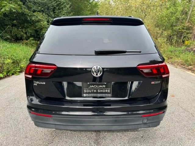 Used 2019 Deep Black Volkswagen 2.0T SE image 6