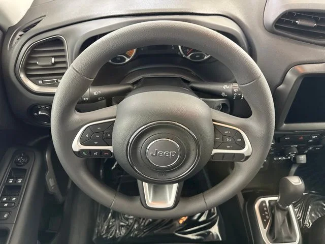 Used 2023 Black Jeep Latitude image 25