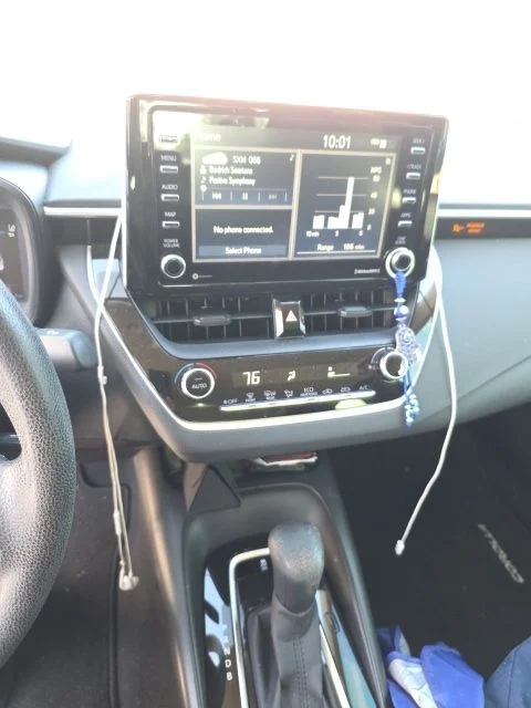 Used 2021 White Toyota LE image 8