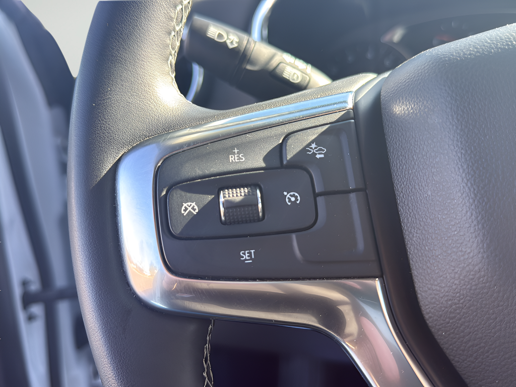 Used 2024 White Chevrolet LT image 9