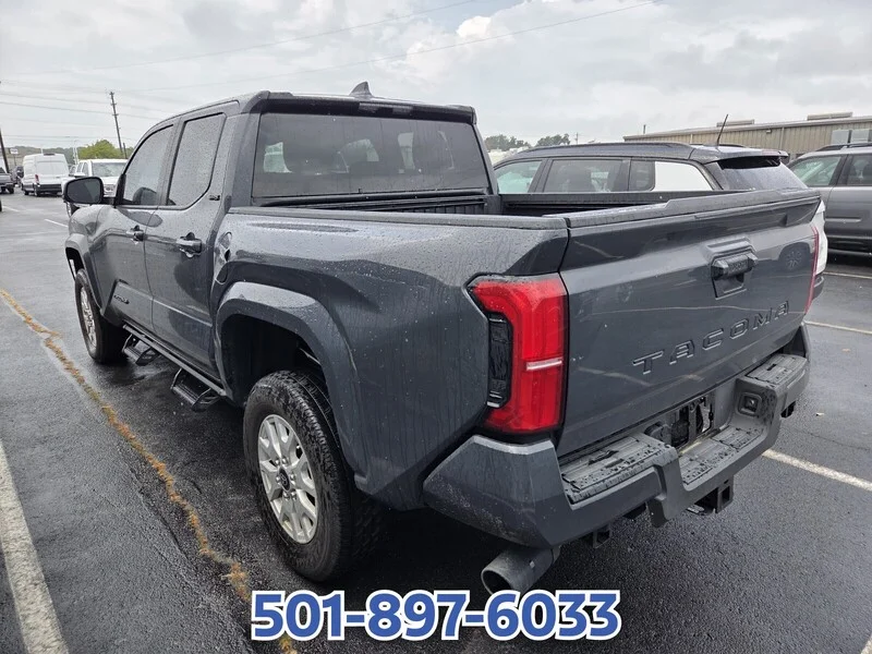 Used 2025 Underground TOYOTA SR5 image 5