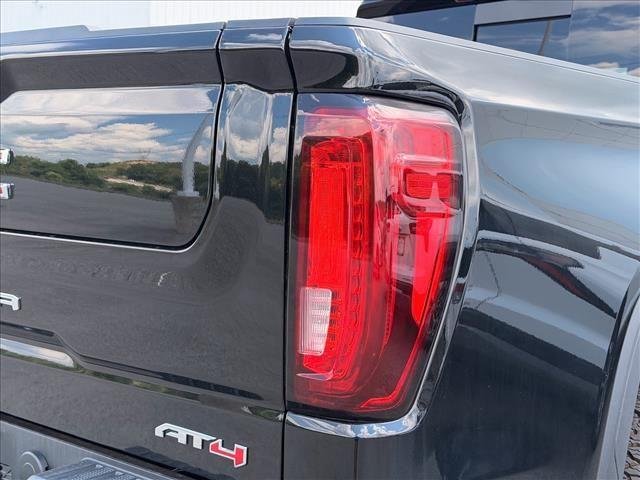 Used 2026 Onyx Black GMC AT4 image 10