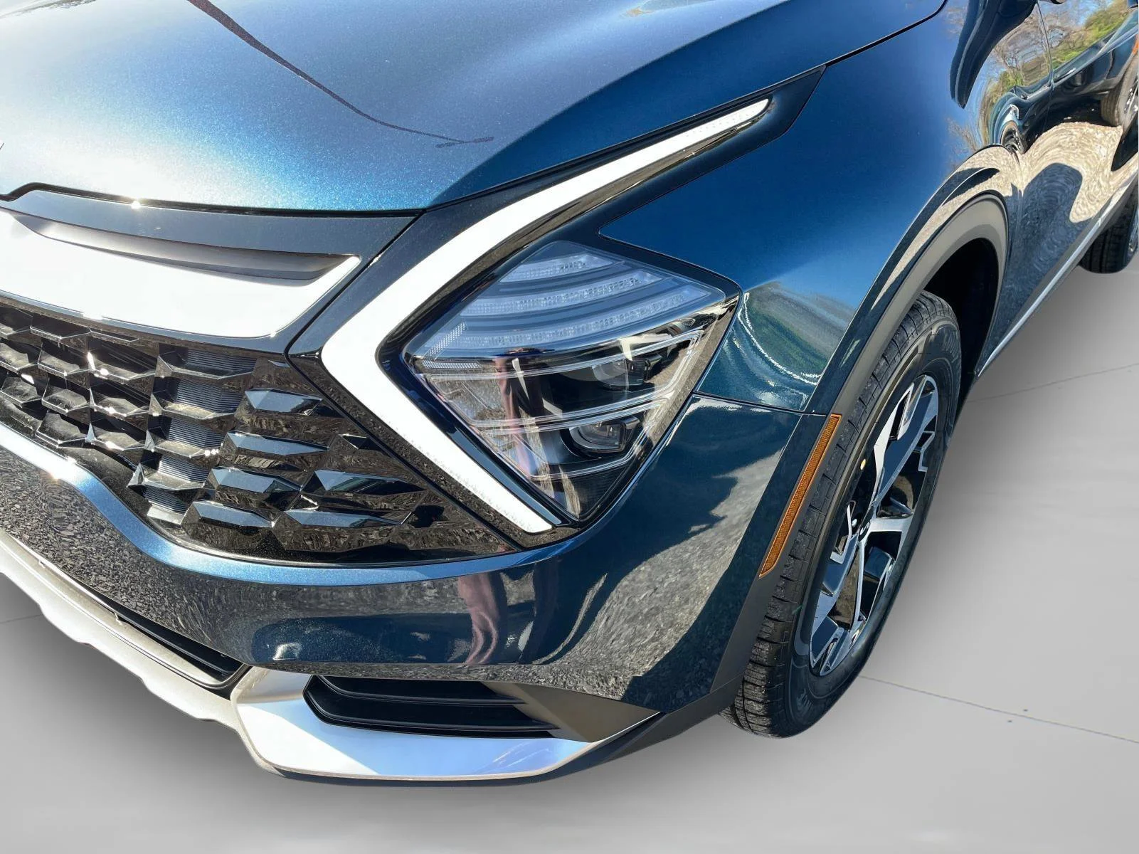 2025 Kia Sportage EX Hybrid - Photo 9