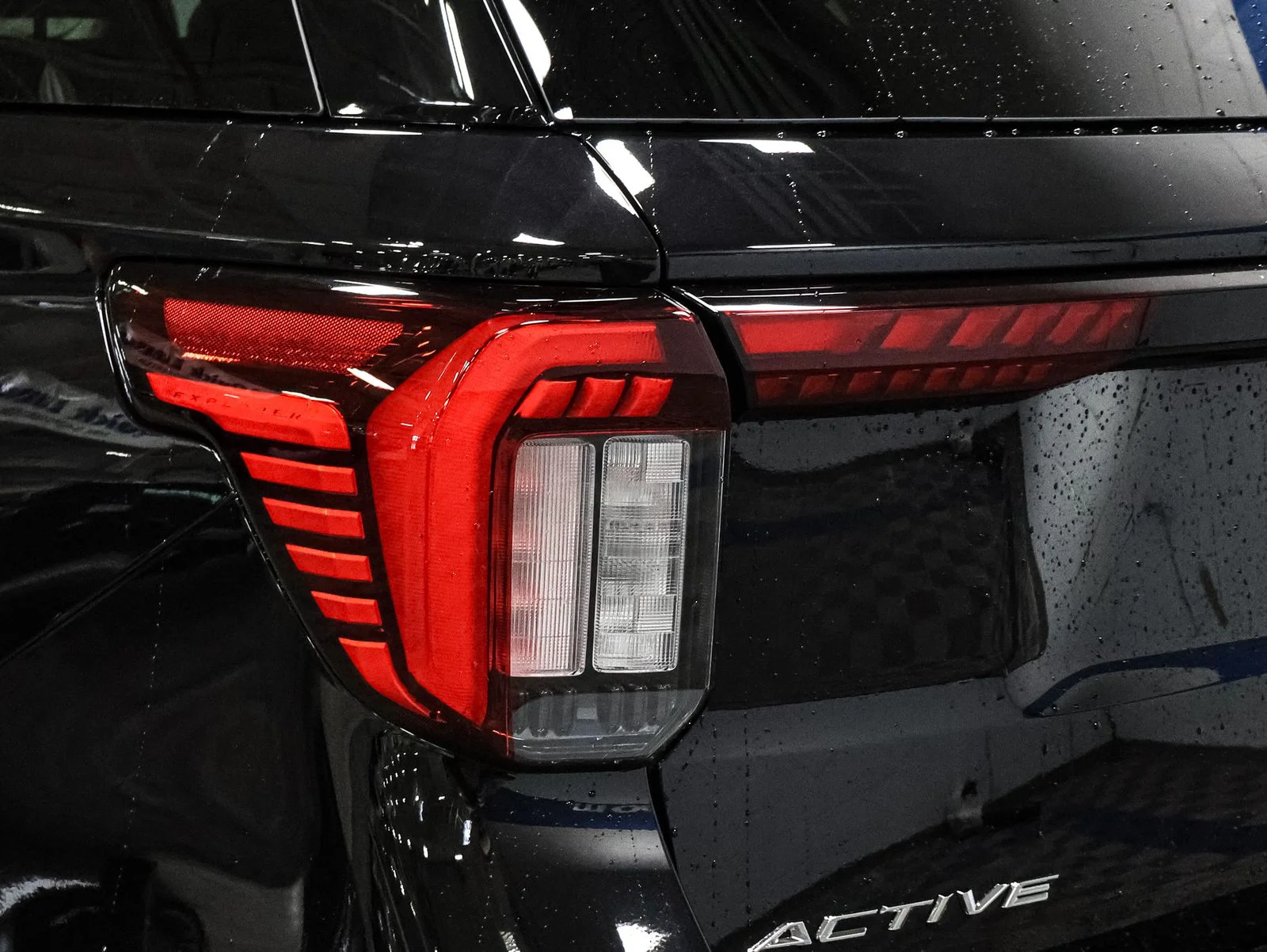 New 2026 Agate Black Metallic Ford Active image 15