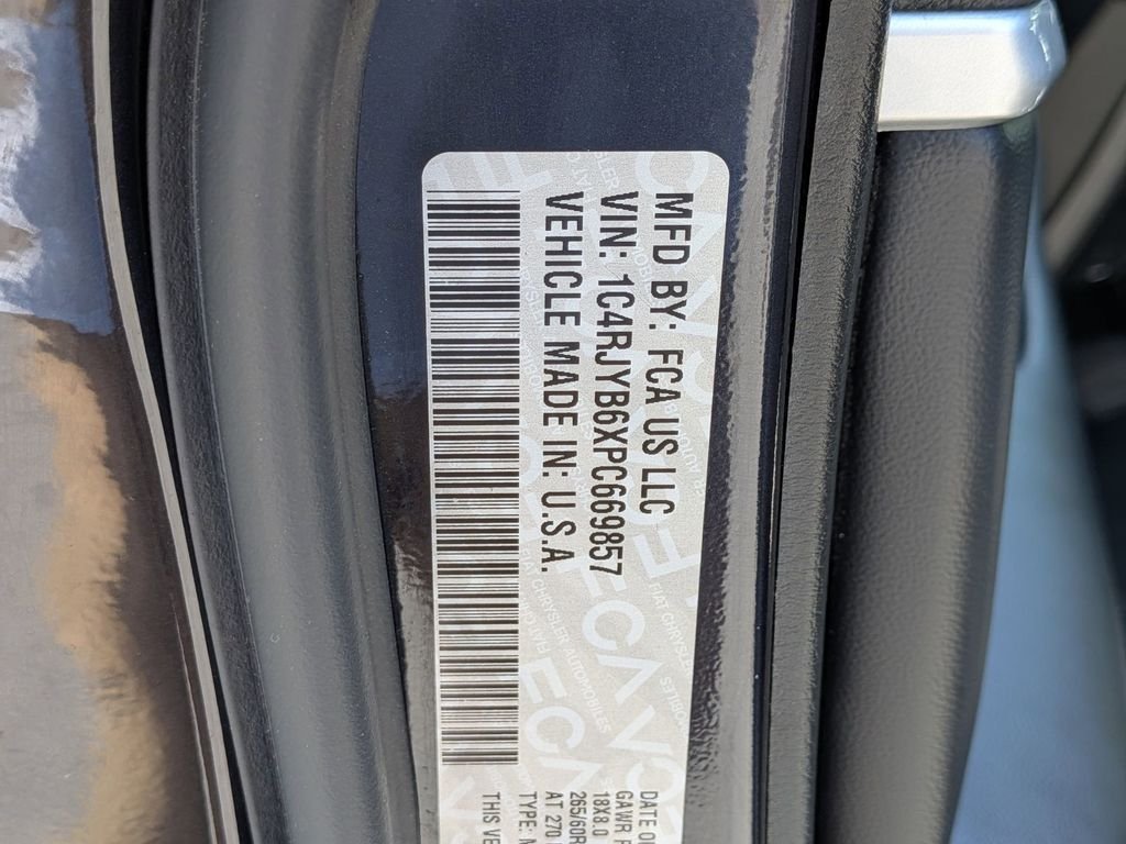 Used 2023 Black Jeep 4xe image 34