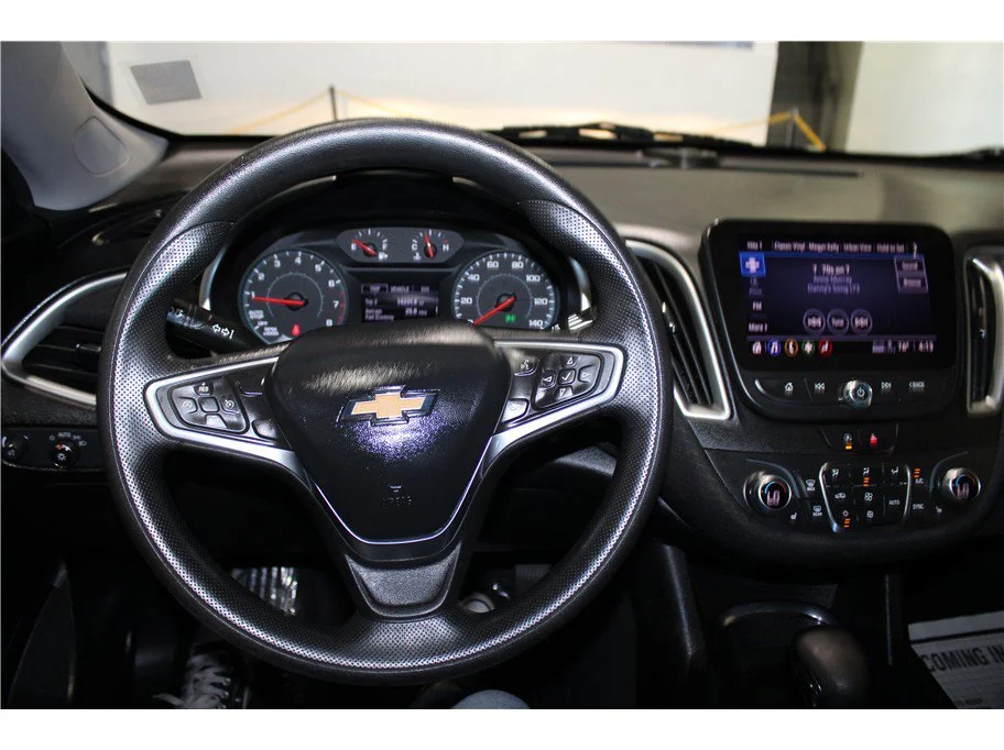 Used 2022 Dark Ash Metallic Chevrolet LT image 29