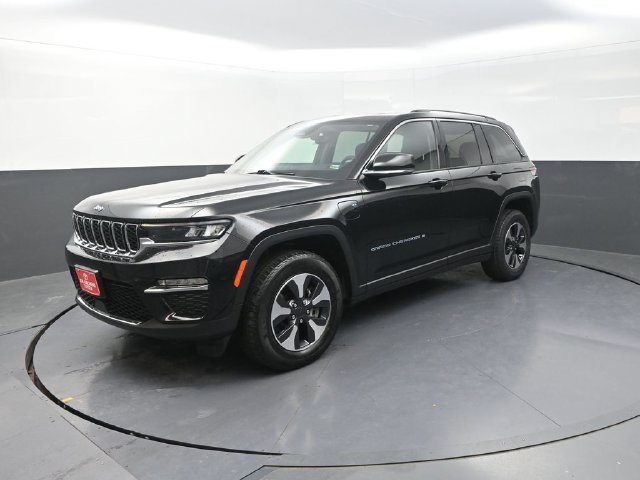 Used 2024 Black Jeep 4xe image 3