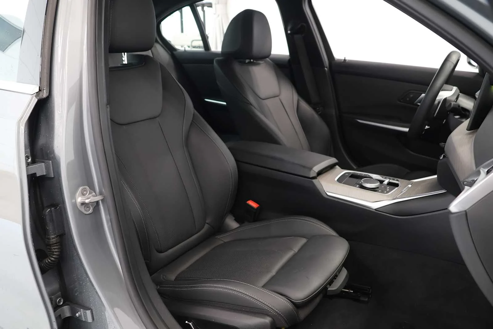 Certified Used 2025 Skyscraper Grey Metallic BMW 330i image 12