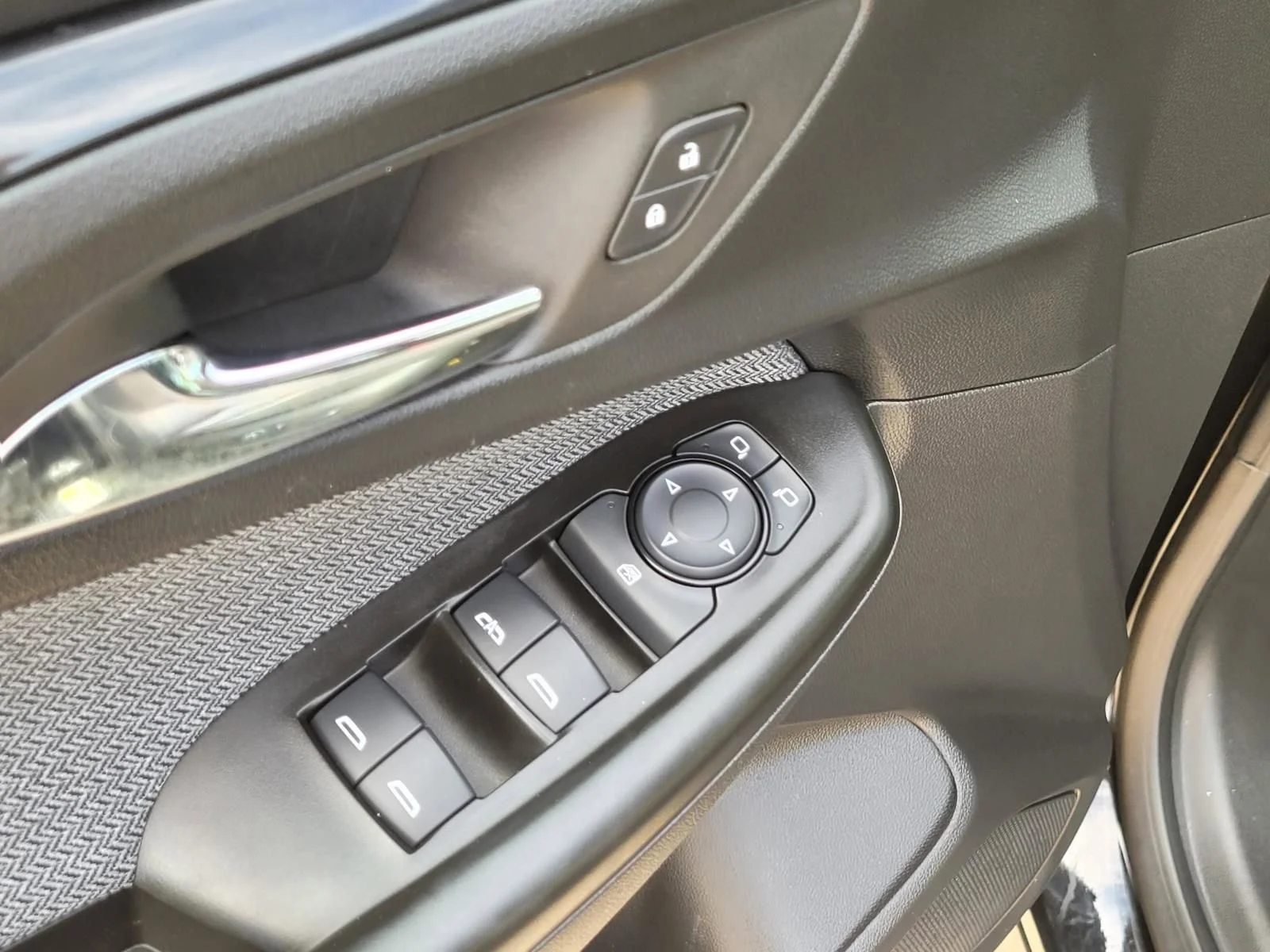 Used 2023 Mosaic Black Metallic Chevrolet LT image 21