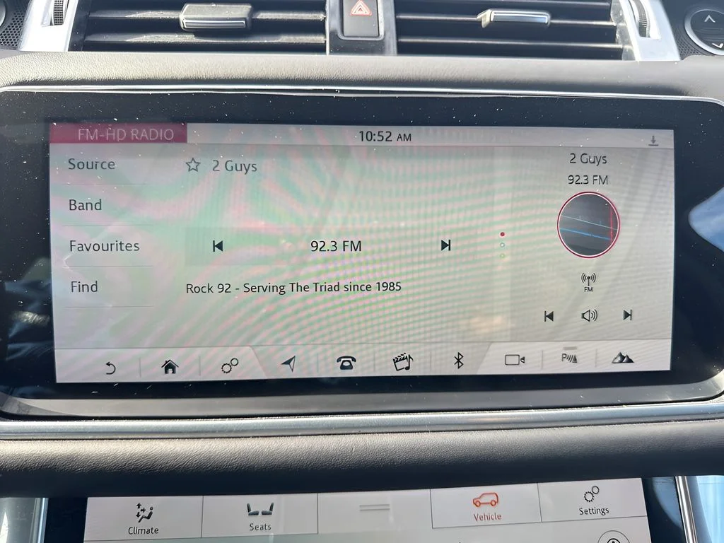 Used 2018 Silver Land Rover Supercharged image 20