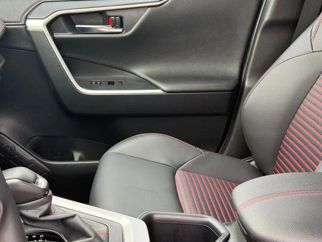 Certified Used 2025 SUPERSONIC RED/BLACK Toyota XSE image 13