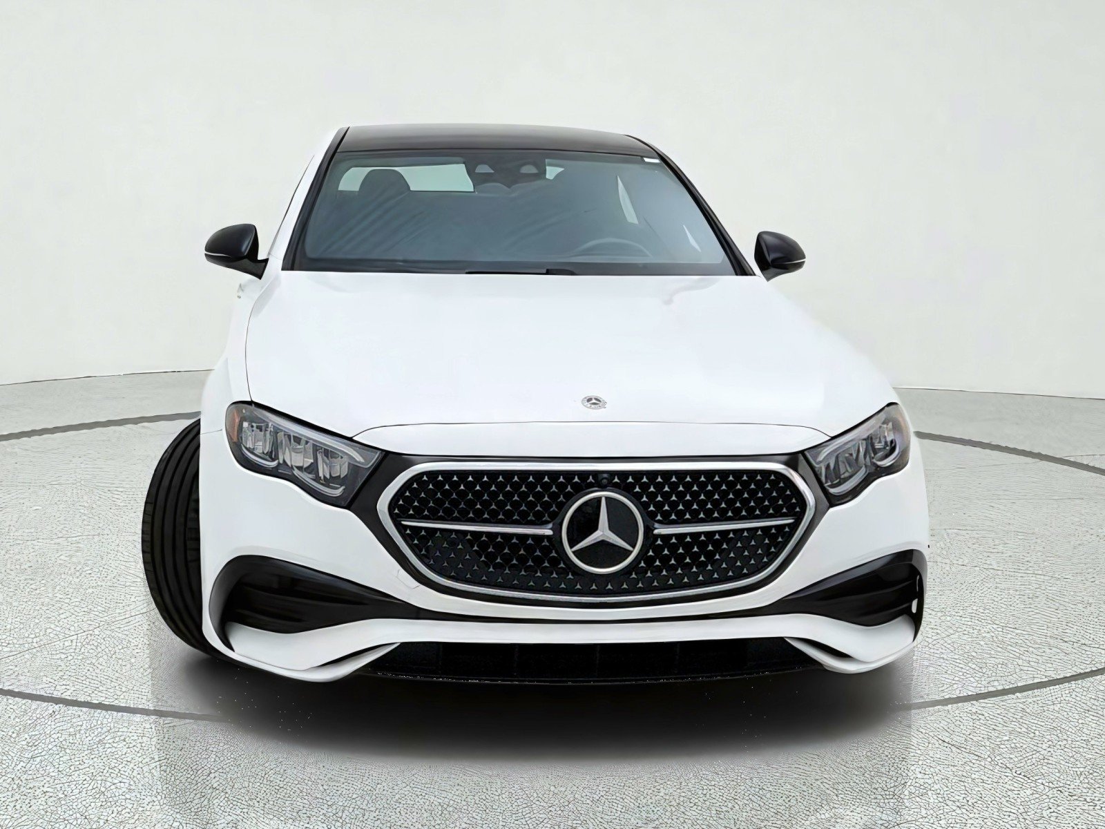 Certified Used 2026 Polar White Mercedes-Benz E 350 image 3