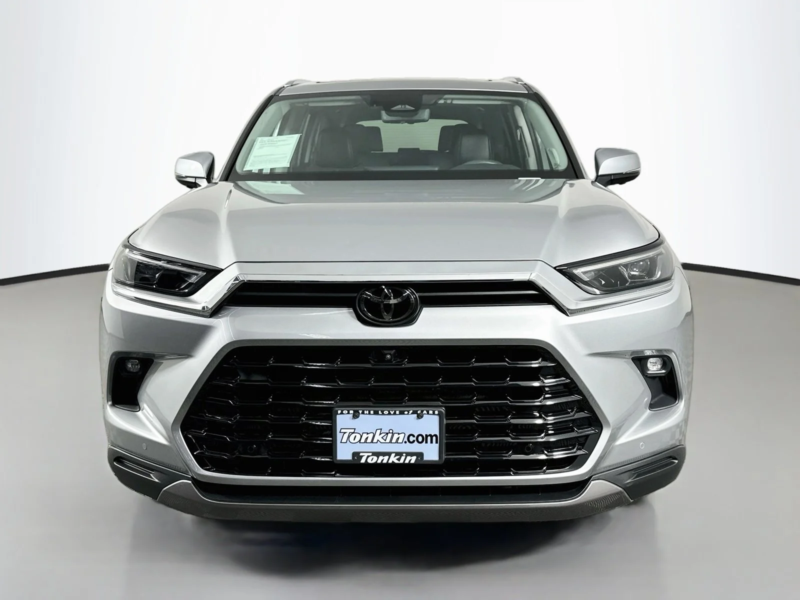 Certified Used 2024 Silver Toyota Platinum image 2