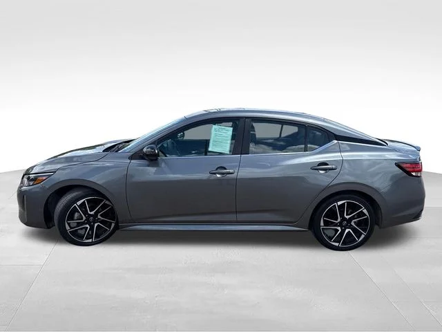 Used 2024 Gray Nissan SR image 5