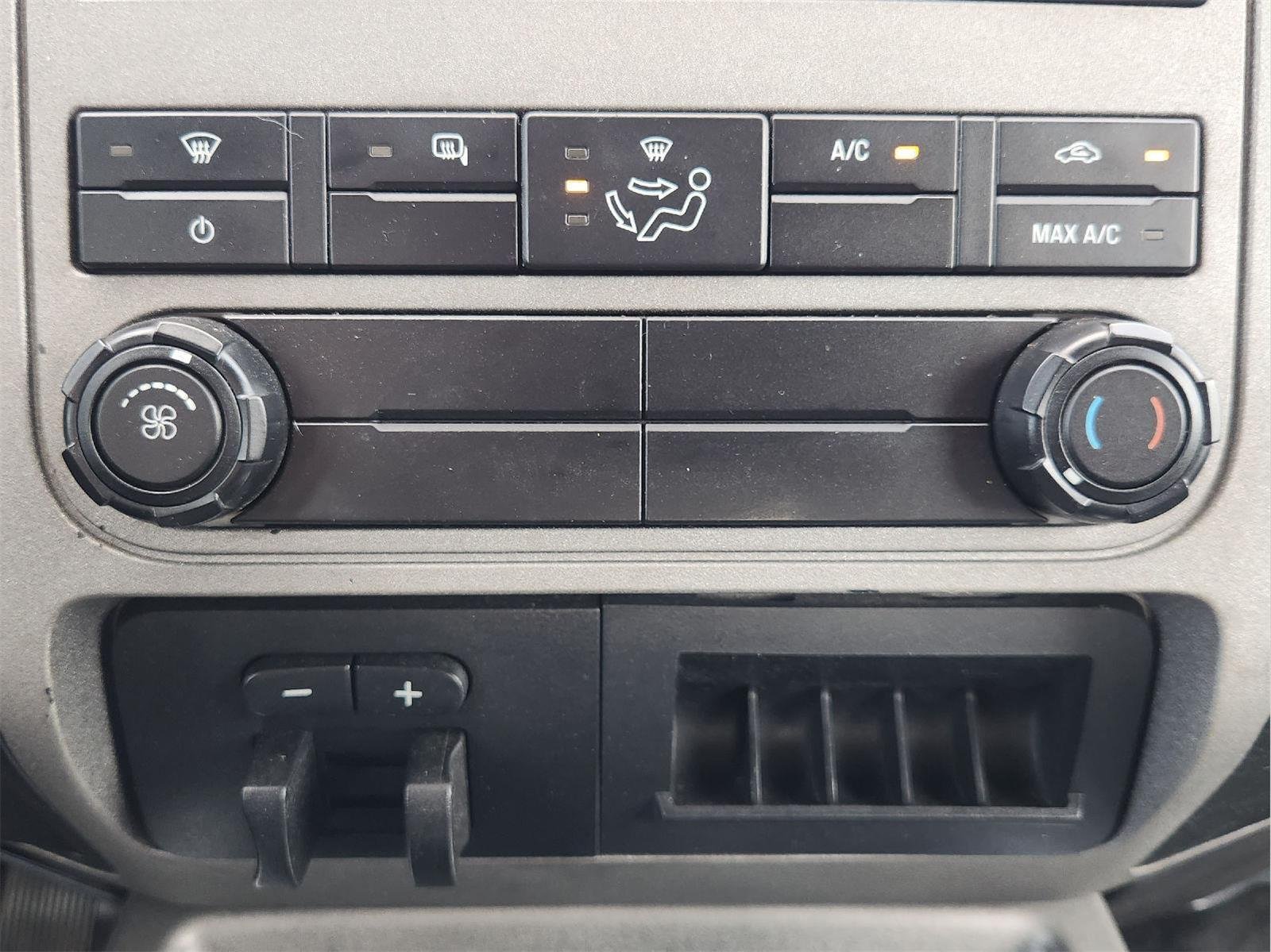 2012 Ford F-250 Super Duty XLT - Photo 17