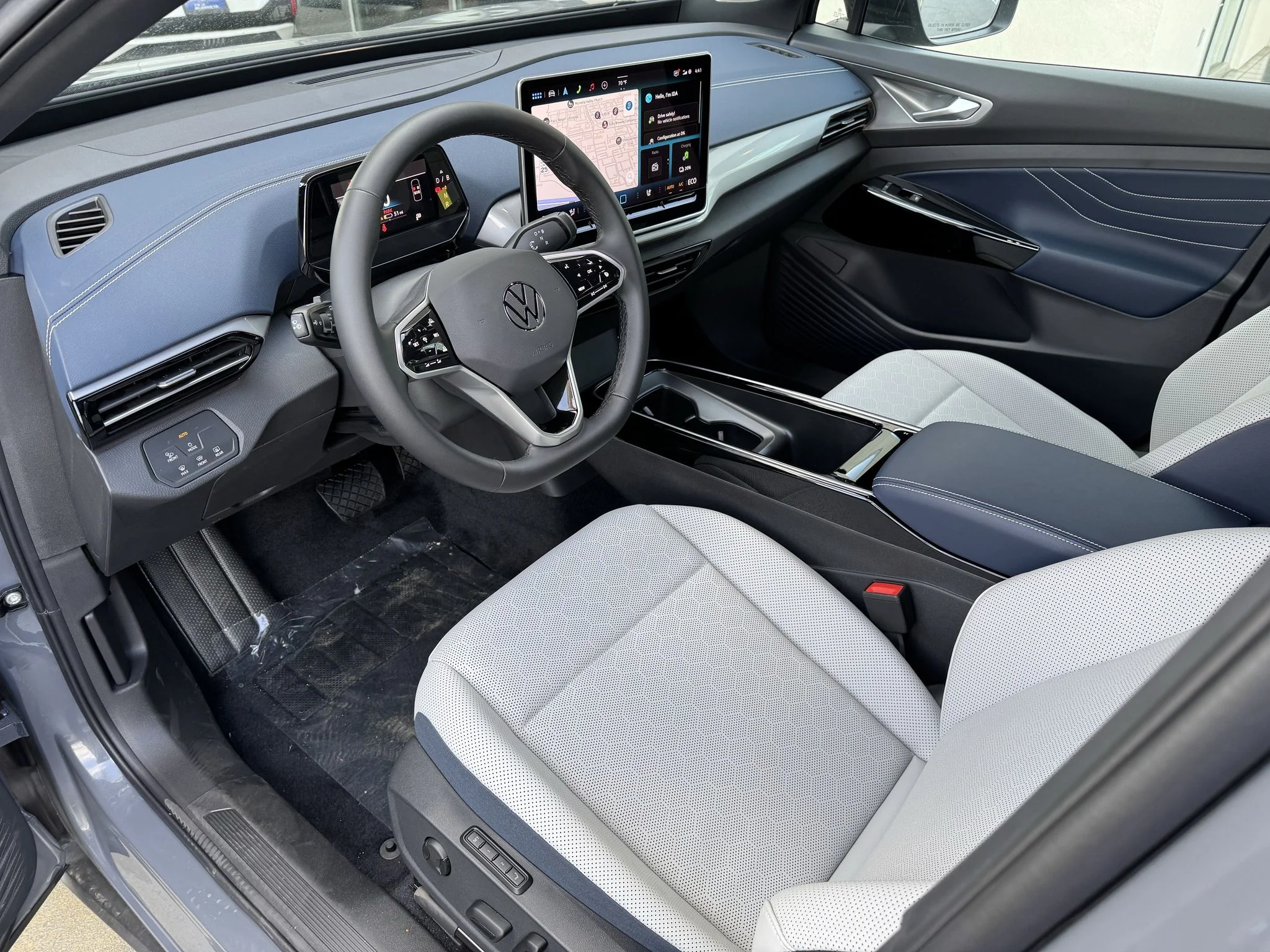 New 2026 Pure Gray w/Black Roof Volkswagen Pro S Plus image 14