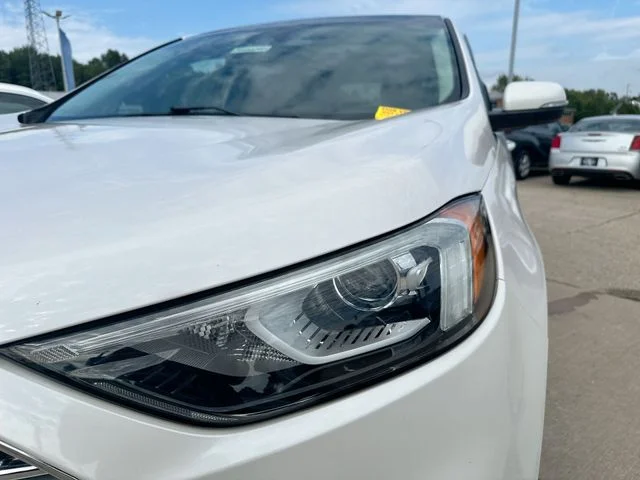 Used 2019 White Ford SEL image 50