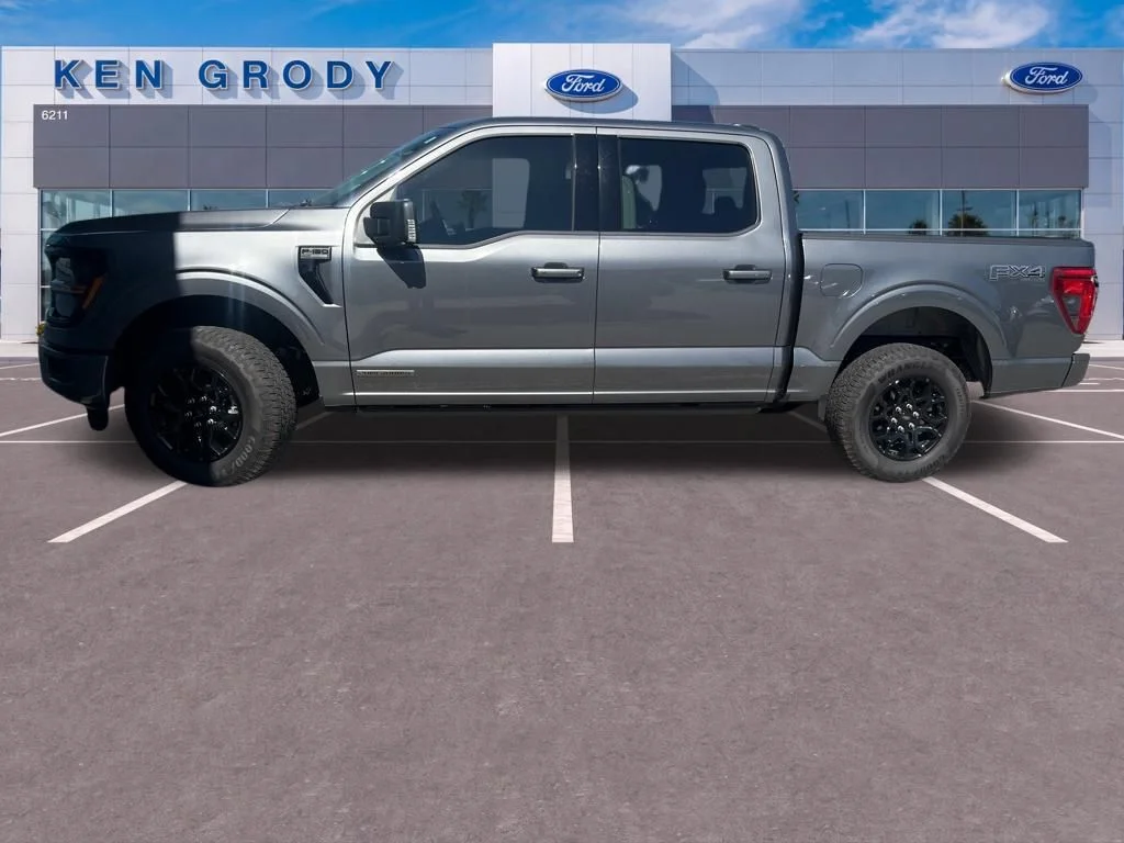 Certified Used 2025 Gray Ford XLT image 10