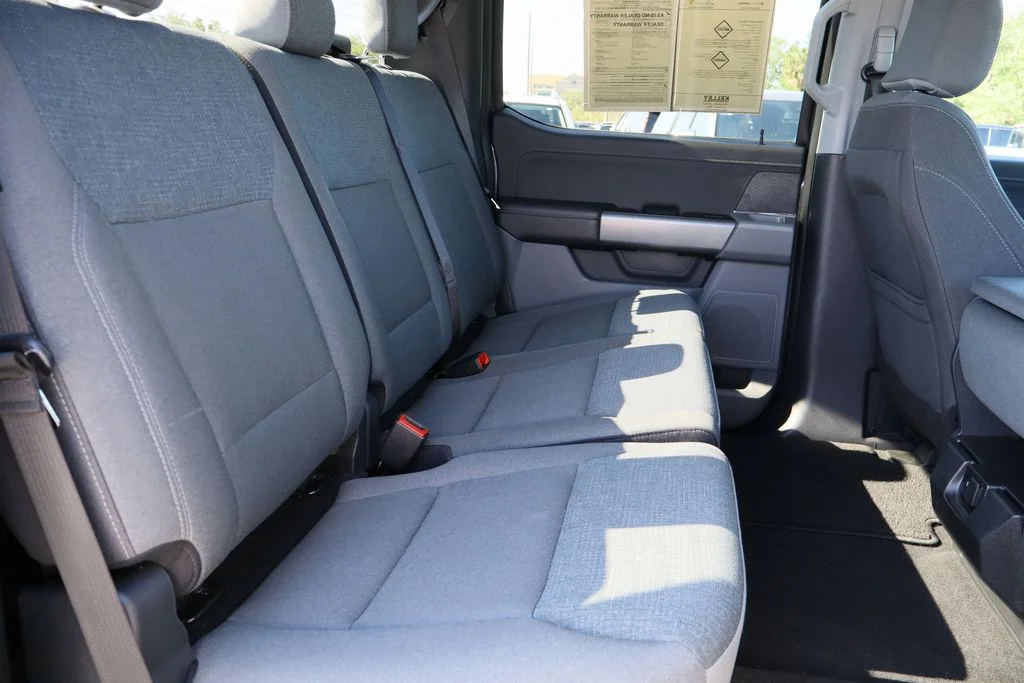 Used 2025 Gray Ford XLT image 26