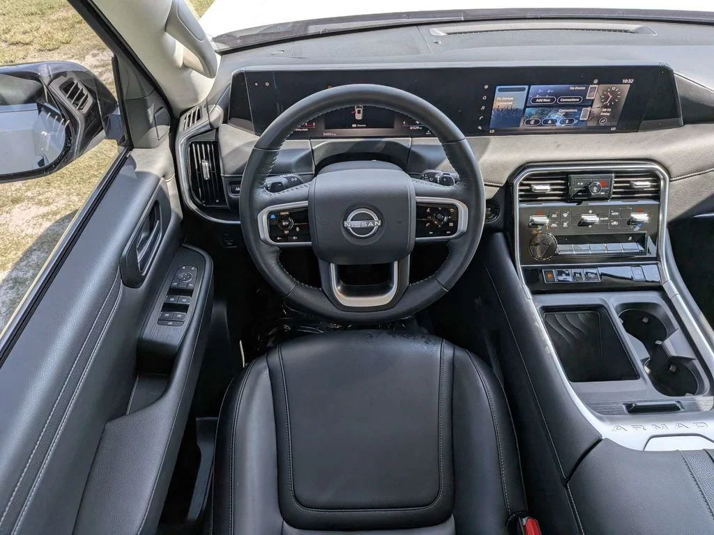 Used 2025 White Nissan SV image 15