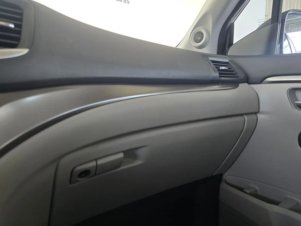 Used 2016 Silver Honda EX-L image 58