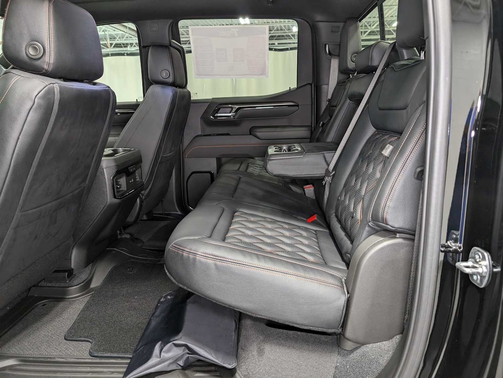 2025 GMC Sierra 1500 AT4 - Photo 31
