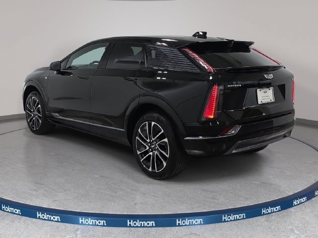 2027 Cadillac OPTIQ Sport - Photo 7