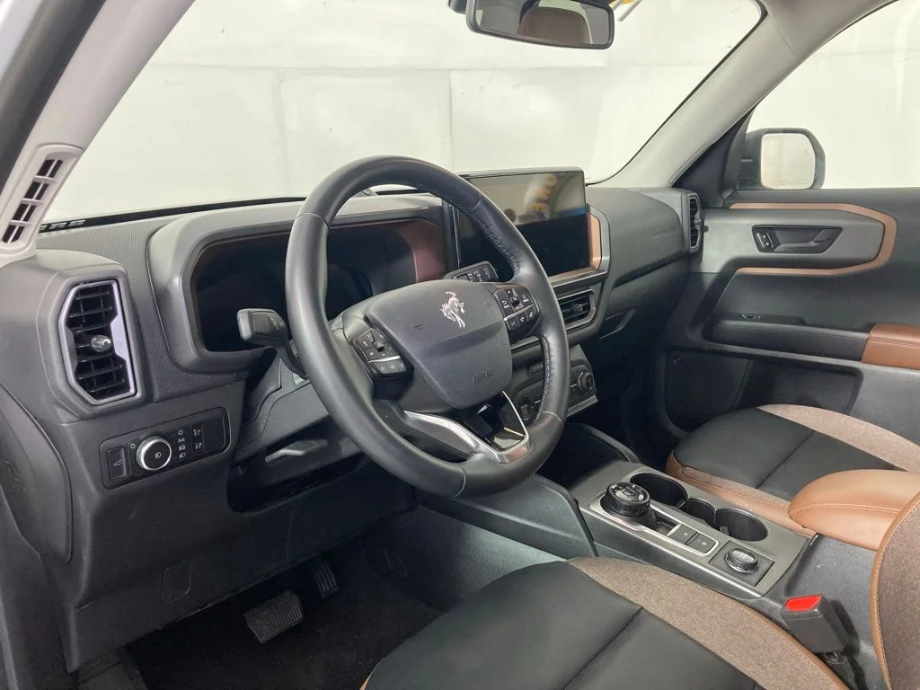 Used 2025 White Ford Outer Banks image 15