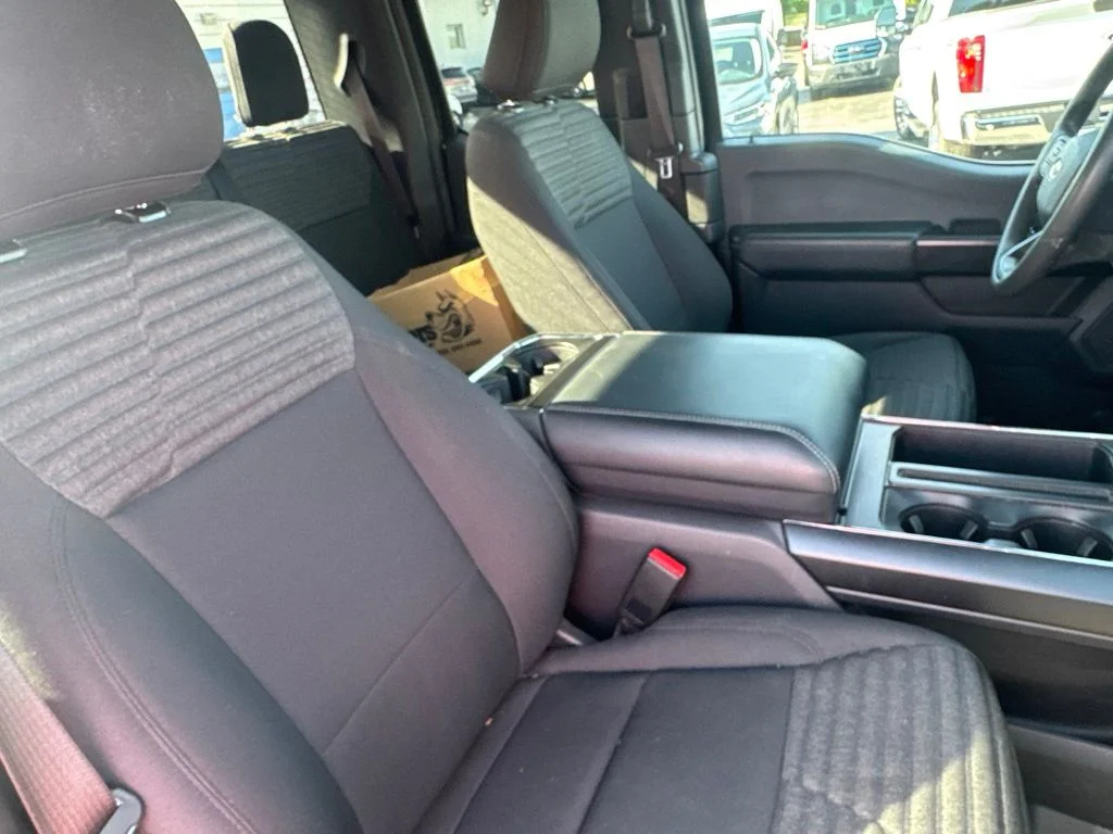 Used 2021 Black Ford XL image 32