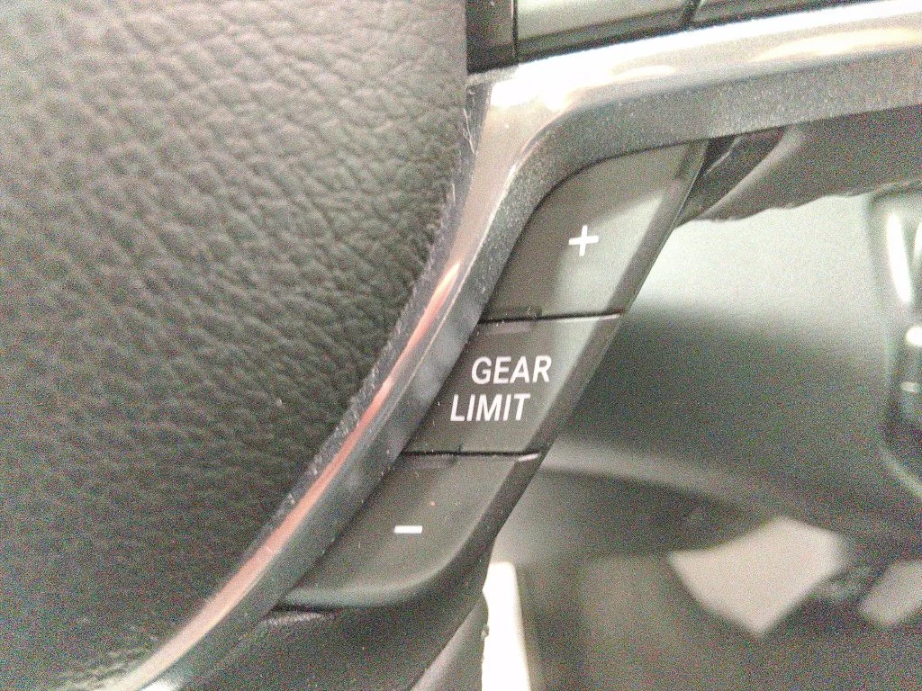 Used 2021 Black Ram Laramie image 23