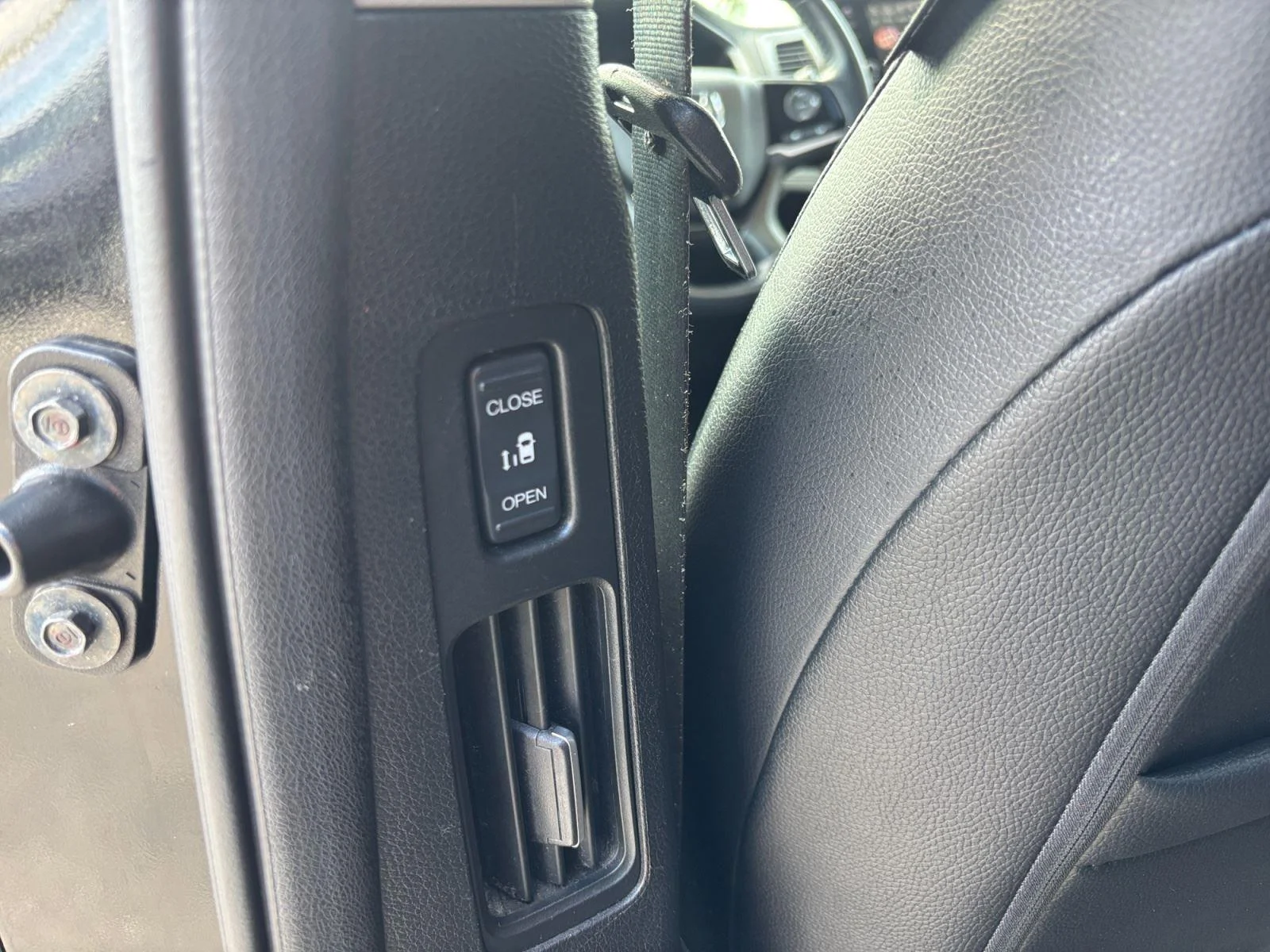 Used 2021 Crystal Black Pearl Honda Touring image 49