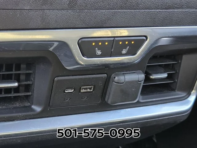 Used 2021 White GMC AT4 image 15