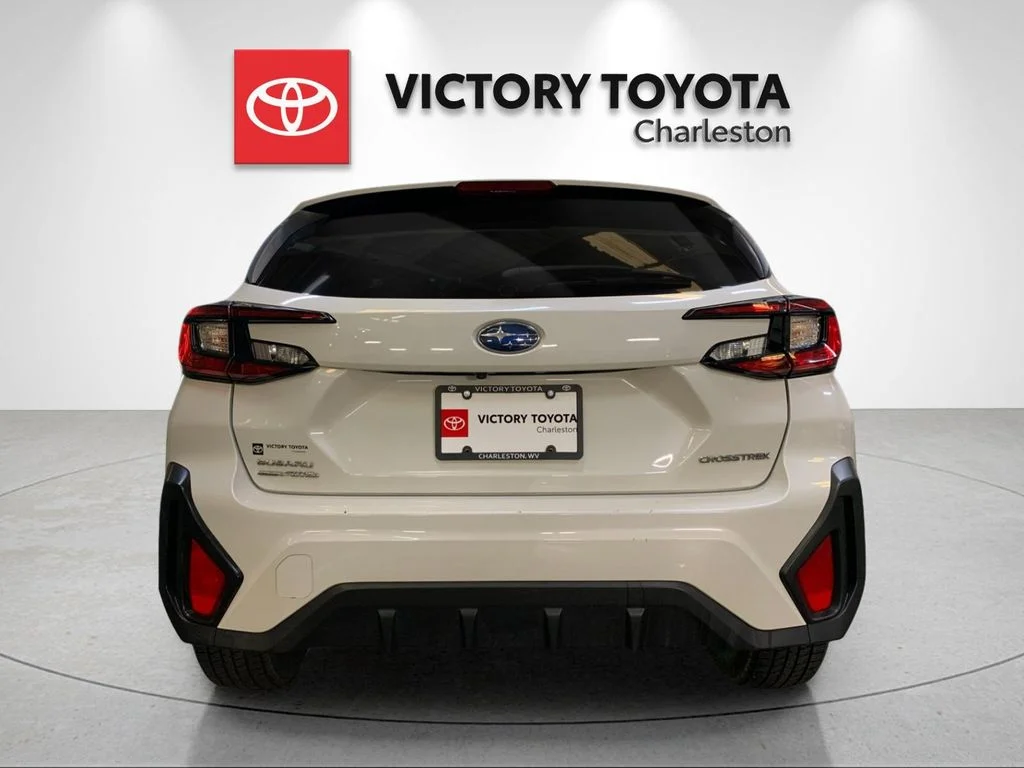 Used 2024 White Subaru Base image 4