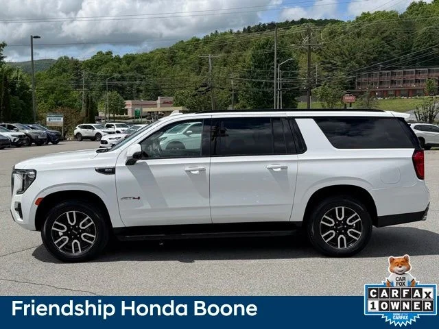 Used 2022 White GMC AT4 image 8