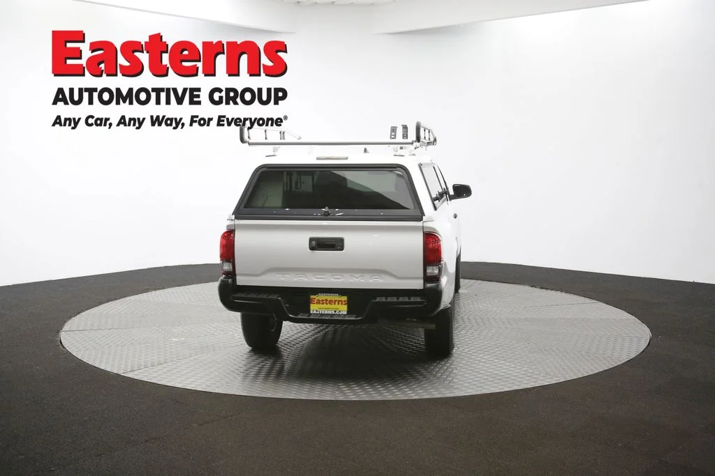 Used 2022 White Toyota SR image 37